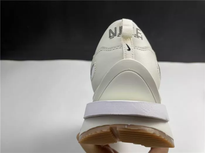 Cheap NIKE VAPORWAFFLE SACAI WHITE DD1875-100 0116