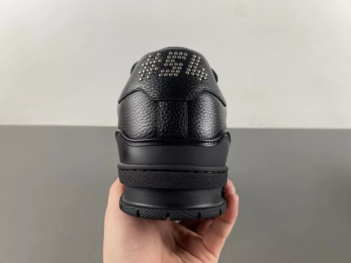 Rep LV TRAINER SNEAKER 24121003 0112