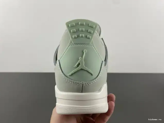 Rep 4 (W) HV0823-003 Jordan Air Seafoam 0207