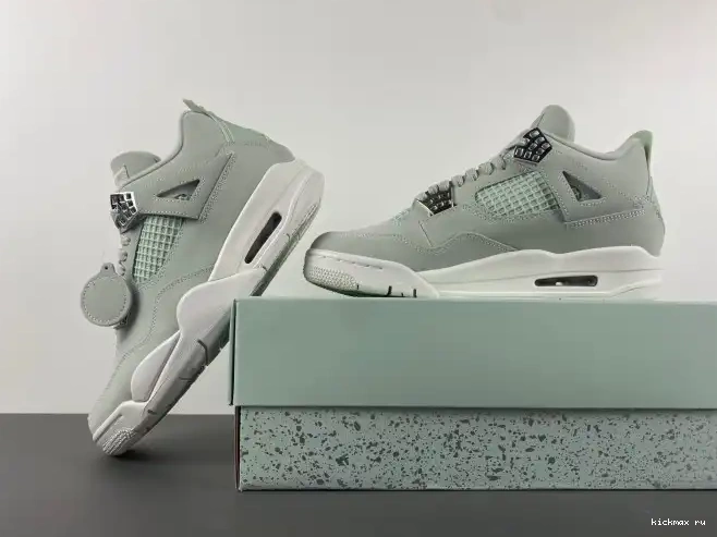 Rep 4 (W) HV0823-003 Jordan Air Seafoam 0207