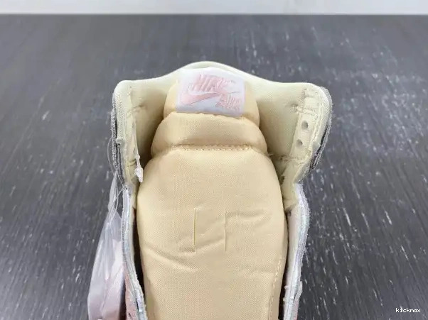 Rep OG (Women's) Washed FD2596-600 Jordan Air Pink High 1 Retro 0321