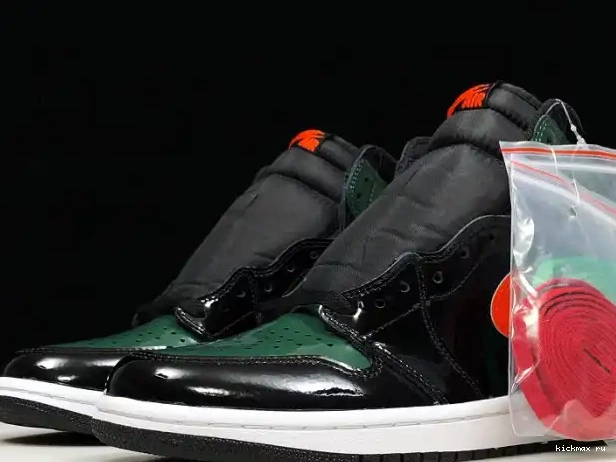 Rep 1 Team AV3905-038 Retro High Black Air x OG SoleFly Orange-Fir Jordan 0318