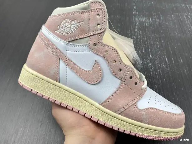 Rep OG (Women's) Washed FD2596-600 Jordan Air Pink High 1 Retro 0321